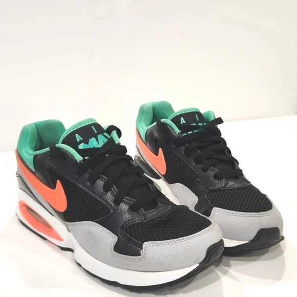 Nike Air Max St Trainers Black, Hot Lava, Mint Green Athletic Women's  7 EUC! - Picture 15 of 15